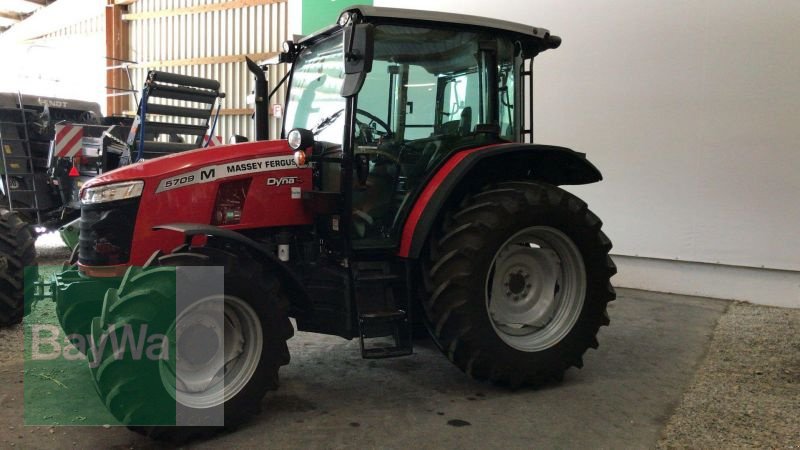 Traktor typu Massey Ferguson M 5709 DYNA-4 ESSENTIAL, Gebrauchtmaschine w Mindelheim (Zdjęcie 3)