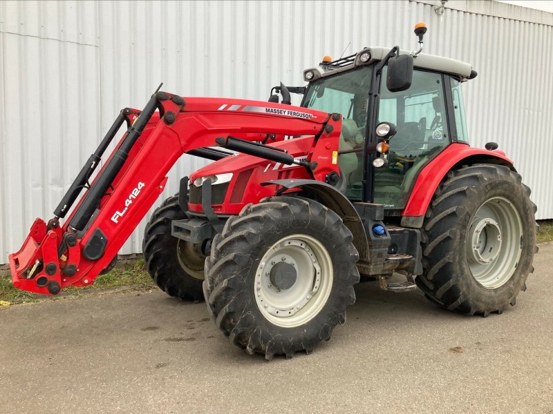 Traktor des Typs Massey Ferguson M-F 5713 SL, Gebrauchtmaschine in CHEMINOT (Bild 1)