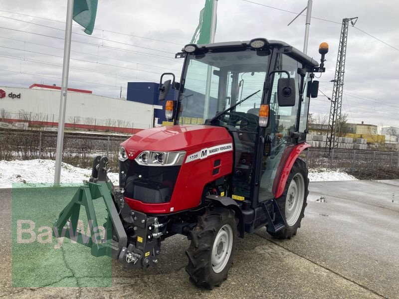 Traktor des Typs Massey Ferguson MF 1735M HC, Gebrauchtmaschine in Lappersdorf (Bild 1)