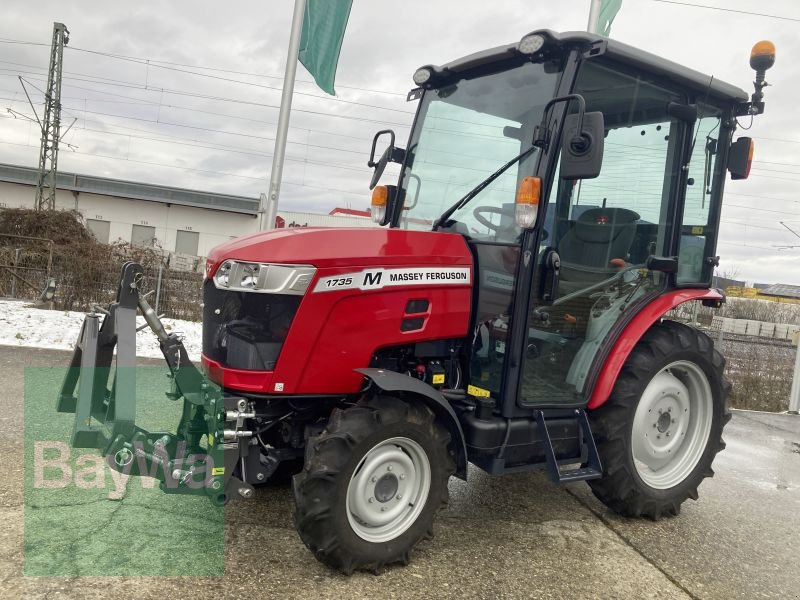 Traktor des Typs Massey Ferguson MF 1735M HC, Gebrauchtmaschine in Lappersdorf (Bild 2)