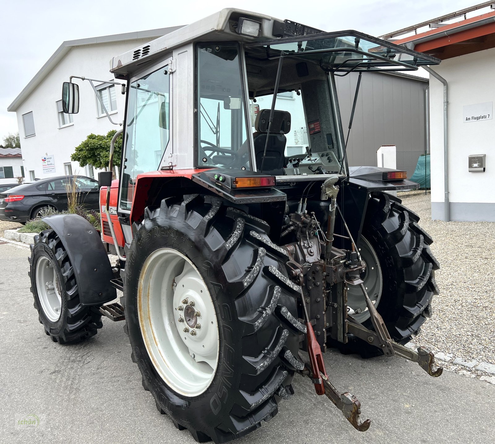 Traktor типа Massey Ferguson MF 3050 - wenig gelaufen - Reifen und Kupplung neu, Gebrauchtmaschine в Burgrieden (Фотография 3)