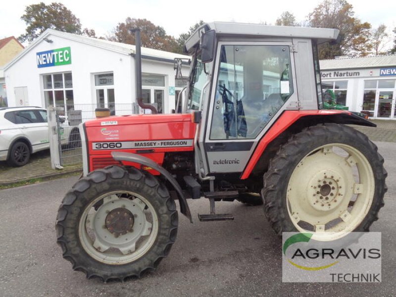 Traktor van het type Massey Ferguson MF 3060, Gebrauchtmaschine in Nartum (Foto 11)