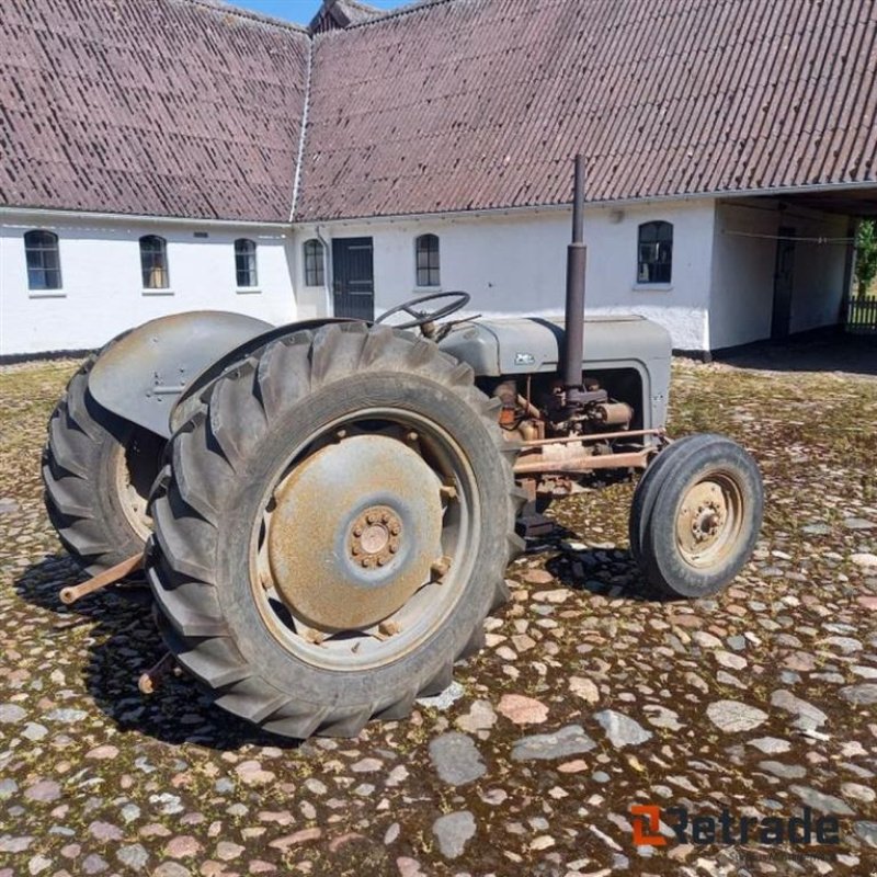 Traktor del tipo Massey Ferguson MF 35, Gebrauchtmaschine en Rødovre (Imagen 4)