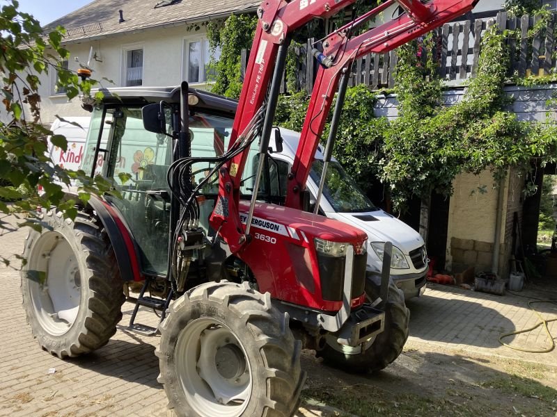 Traktor типа Massey Ferguson MF 3630A, Gebrauchtmaschine в Neumark