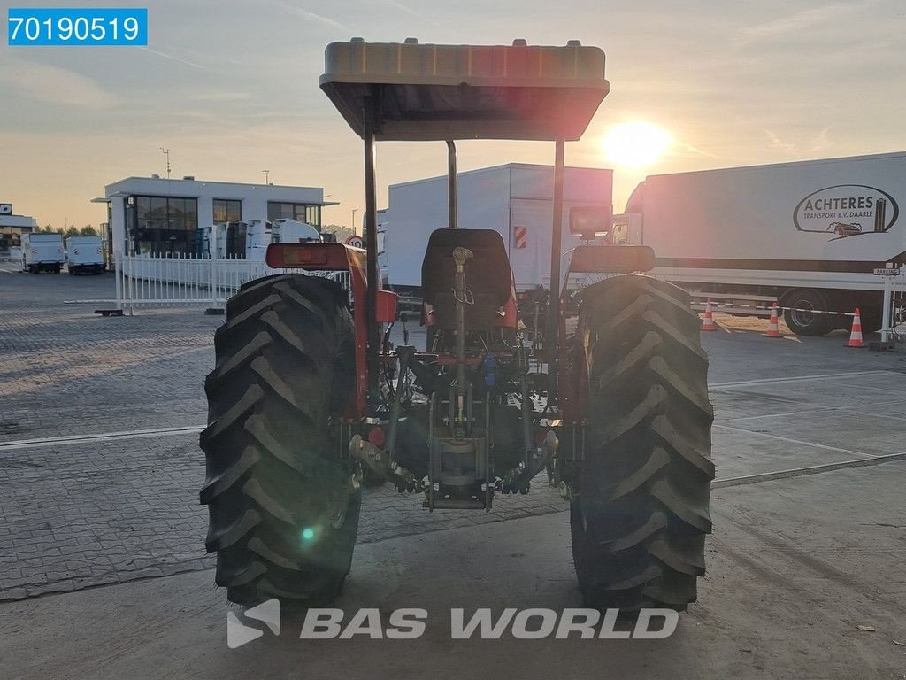 Traktor des Typs Massey Ferguson MF 375 4X4 PERKINS ENGINE - HYDR VALVE - POWER STEERING, Neumaschine in Veghel (Bild 8)