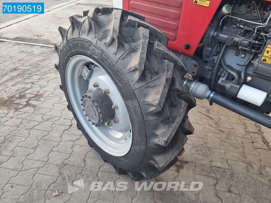 Traktor of the type Massey Ferguson MF 375 4X4 PERKINS ENGINE - HYDR VALVE - POWER STEERING, Neumaschine in Veghel (Picture 11)