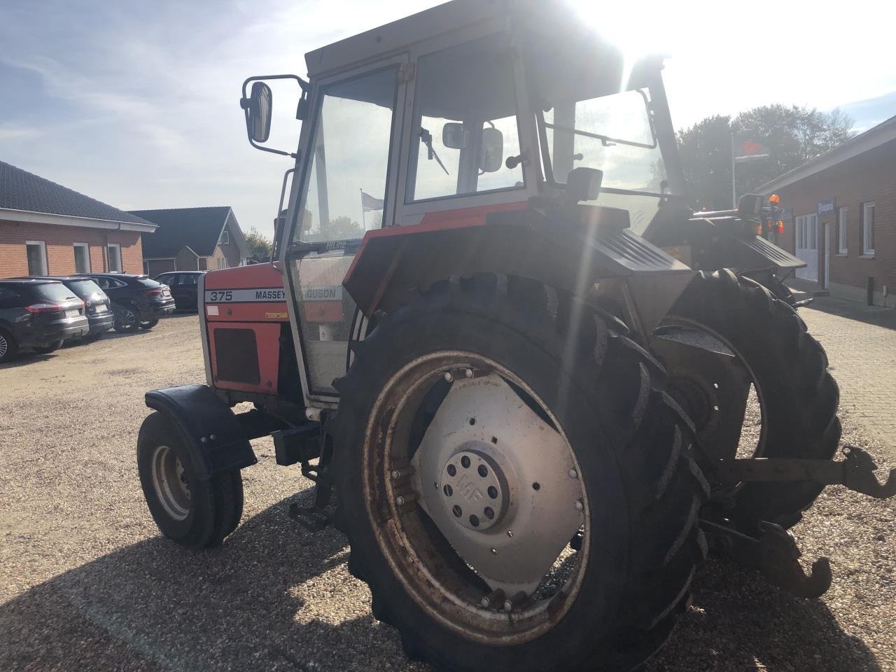 Traktor типа Massey Ferguson MF 375, Gebrauchtmaschine в Videbæk (Фотография 4)