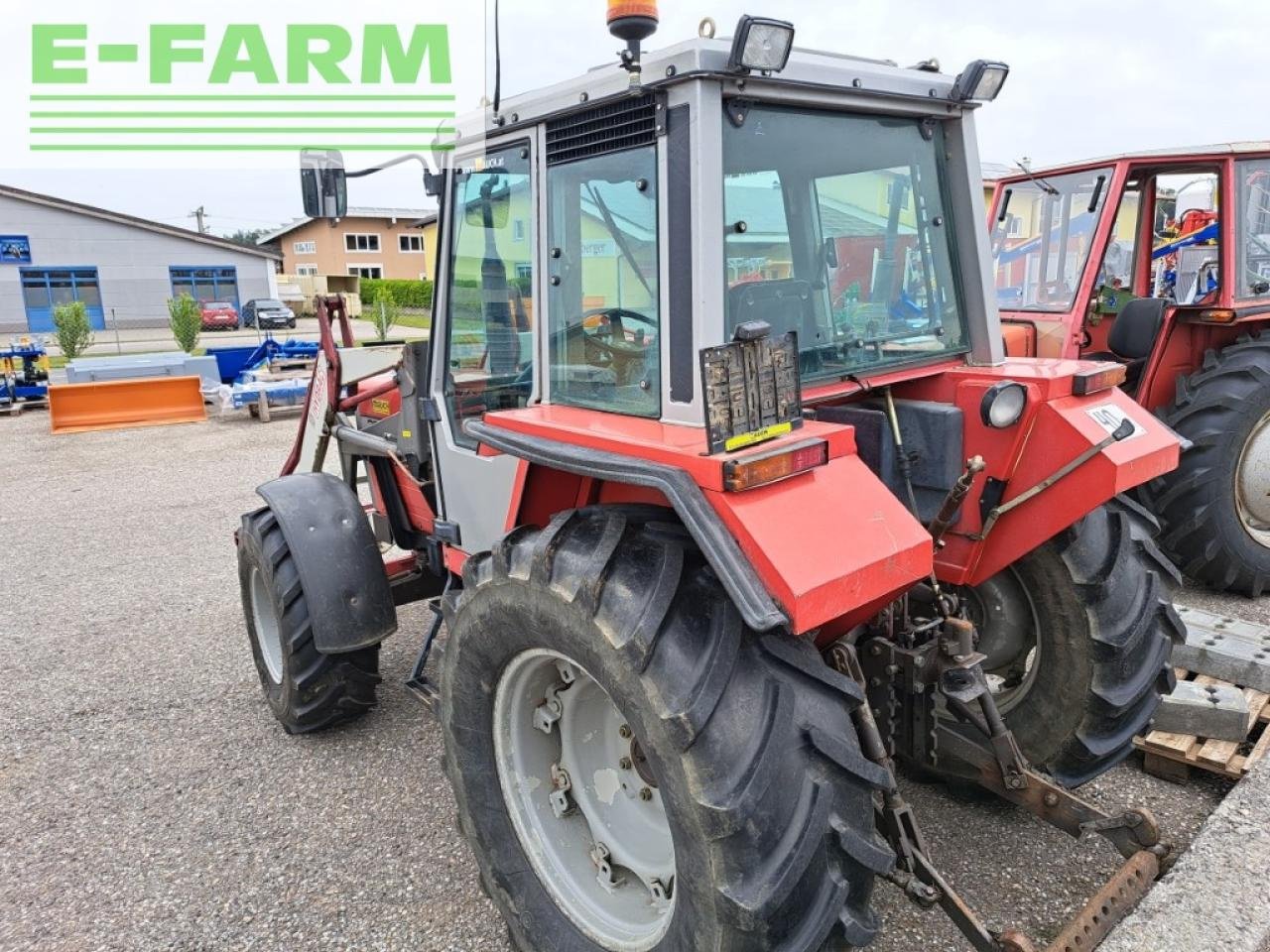 Traktor del tipo Massey Ferguson MF 377, Gebrauchtmaschine en REDLHAM (Imagen 4)