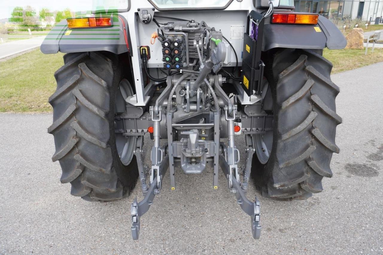 Traktor of the type Massey Ferguson mf 3al.105 (kabine mit ebenem boden), Gebrauchtmaschine in Korneuburg (Picture 5)