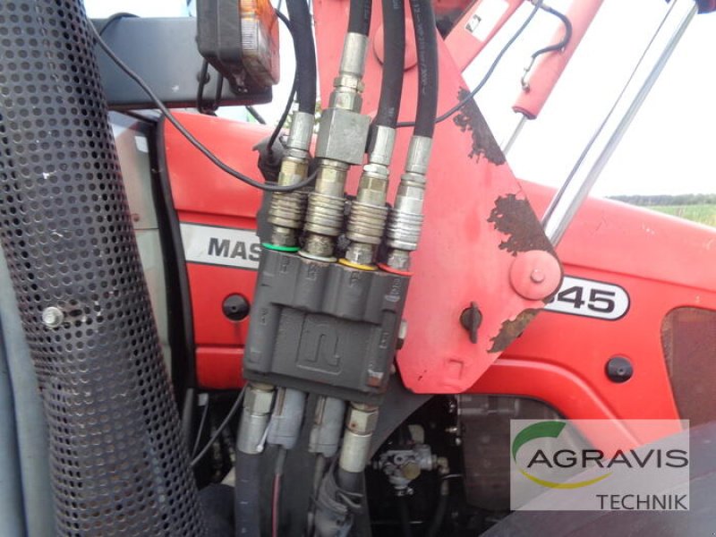 Traktor Türe ait Massey Ferguson MF 4345, Gebrauchtmaschine içinde Nartum (resim 7)