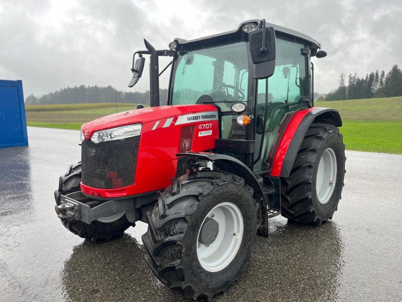 Traktor van het type Massey Ferguson MF 4707, Gebrauchtmaschine in NATTERNBACH