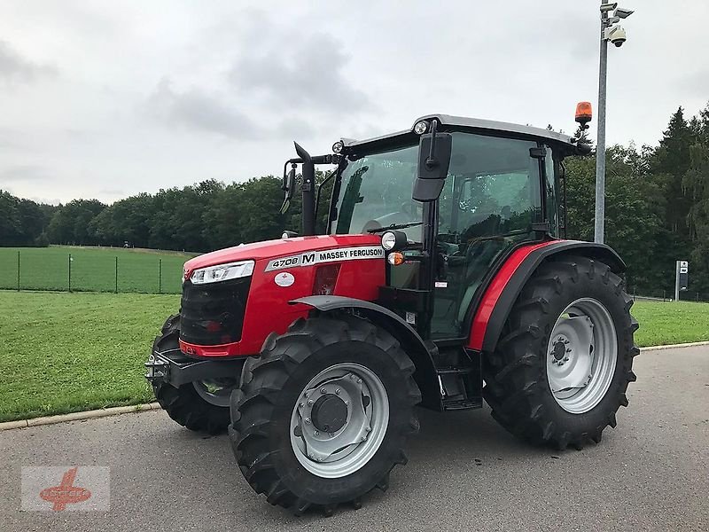 Traktor des Typs Massey Ferguson MF 4708 M "Aktionsmodell", Neumaschine in Oederan (Bild 2)