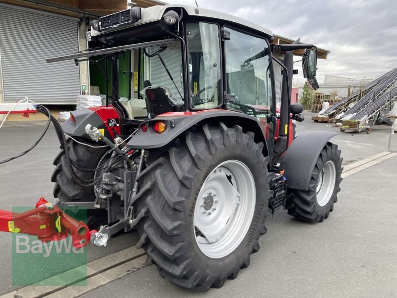 Traktor van het type Massey Ferguson MF 4708 M ESSENTIAL KABINE MAS, Gebrauchtmaschine in Dinkelsbühl (Foto 2)