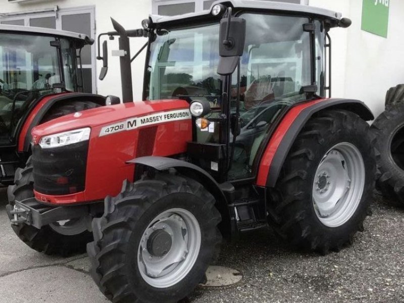 Traktor типа Massey Ferguson MF 4708 M ESSENTIAL KABINE MAS, Gebrauchtmaschine в Waldkirchen (Фотография 1)