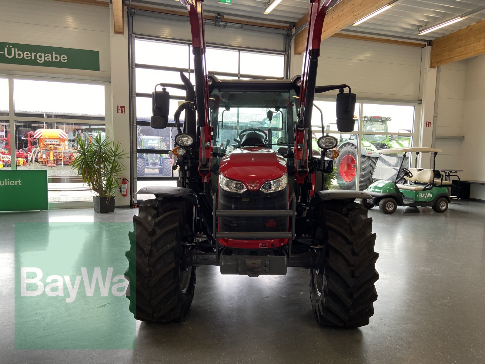 Traktor a típus Massey Ferguson MF 4708 M ESSENTIAL, Gebrauchtmaschine ekkor: Bamberg (Kép 4)