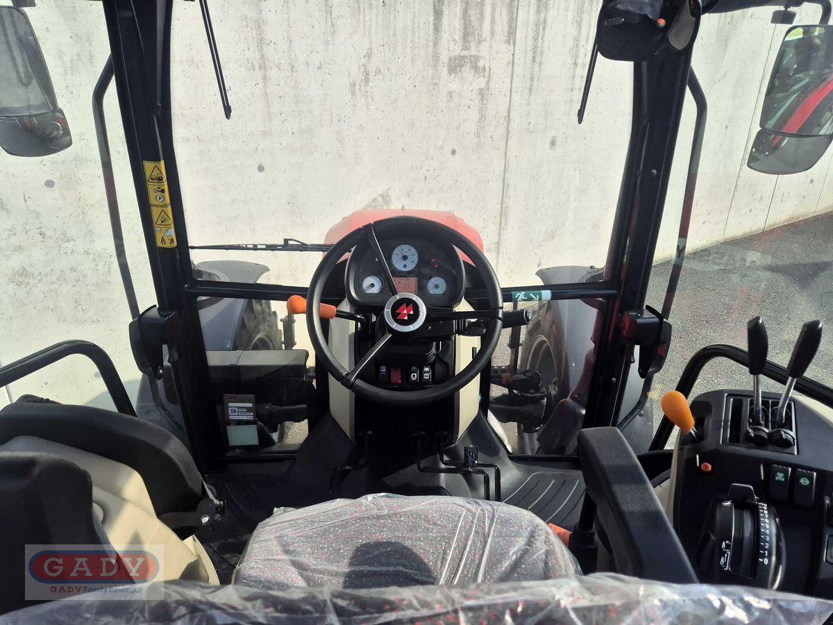 Traktor του τύπου Massey Ferguson MF 4708 M Kabine, Neumaschine σε Lebring (Φωτογραφία 5)