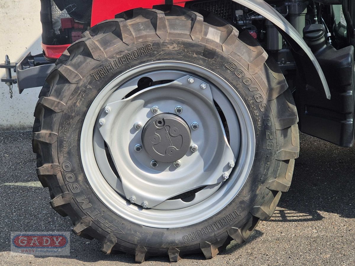 Traktor of the type Massey Ferguson MF 4708 M Kabine, Neumaschine in Lebring (Picture 15)