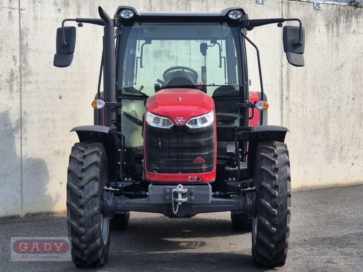 Traktor of the type Massey Ferguson MF 4708 M Kabine, Neumaschine in Lebring (Picture 3)