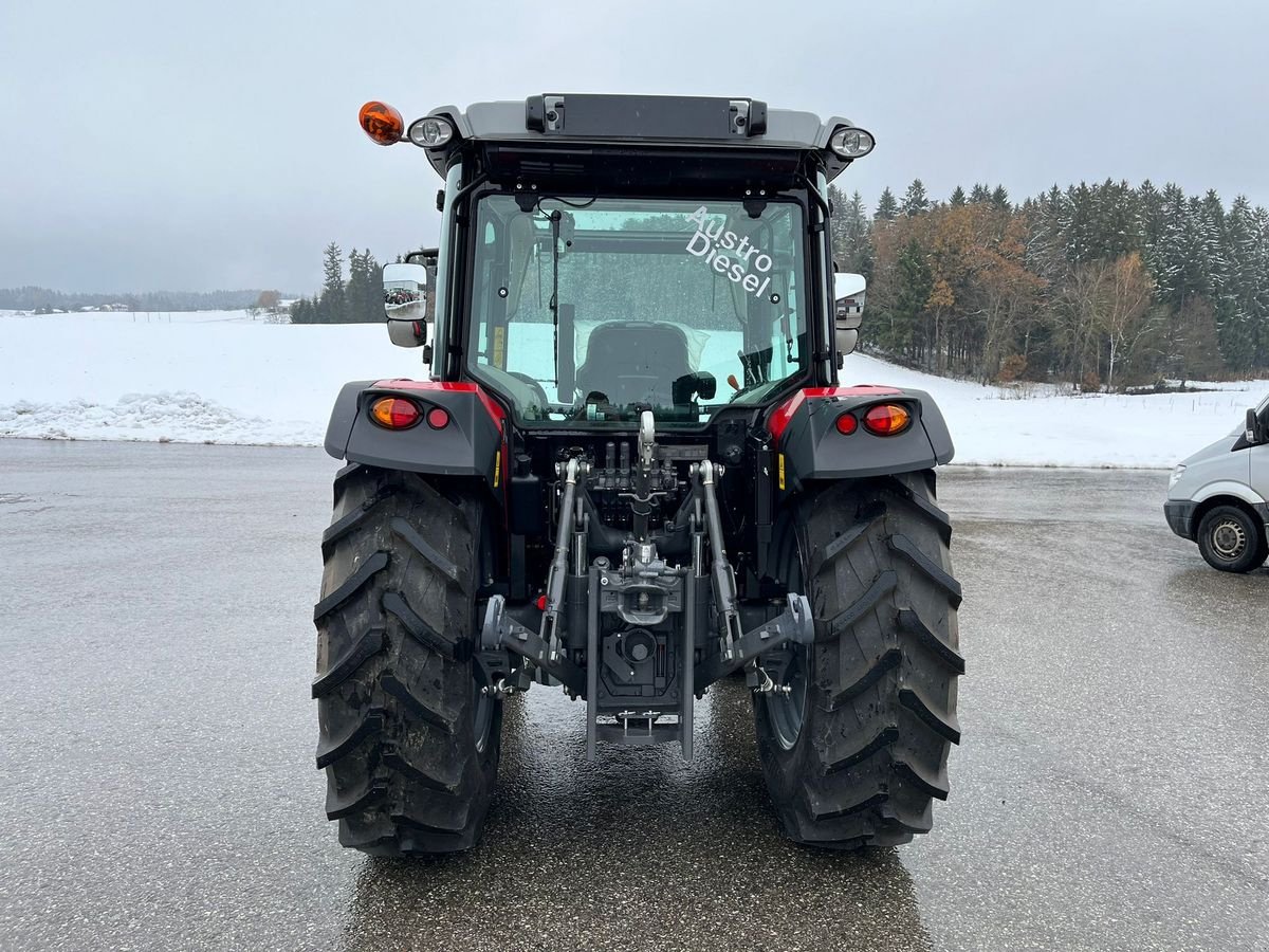 Traktor του τύπου Massey Ferguson MF 4708 M Kabine, Neumaschine σε NATTERNBACH (Φωτογραφία 5)