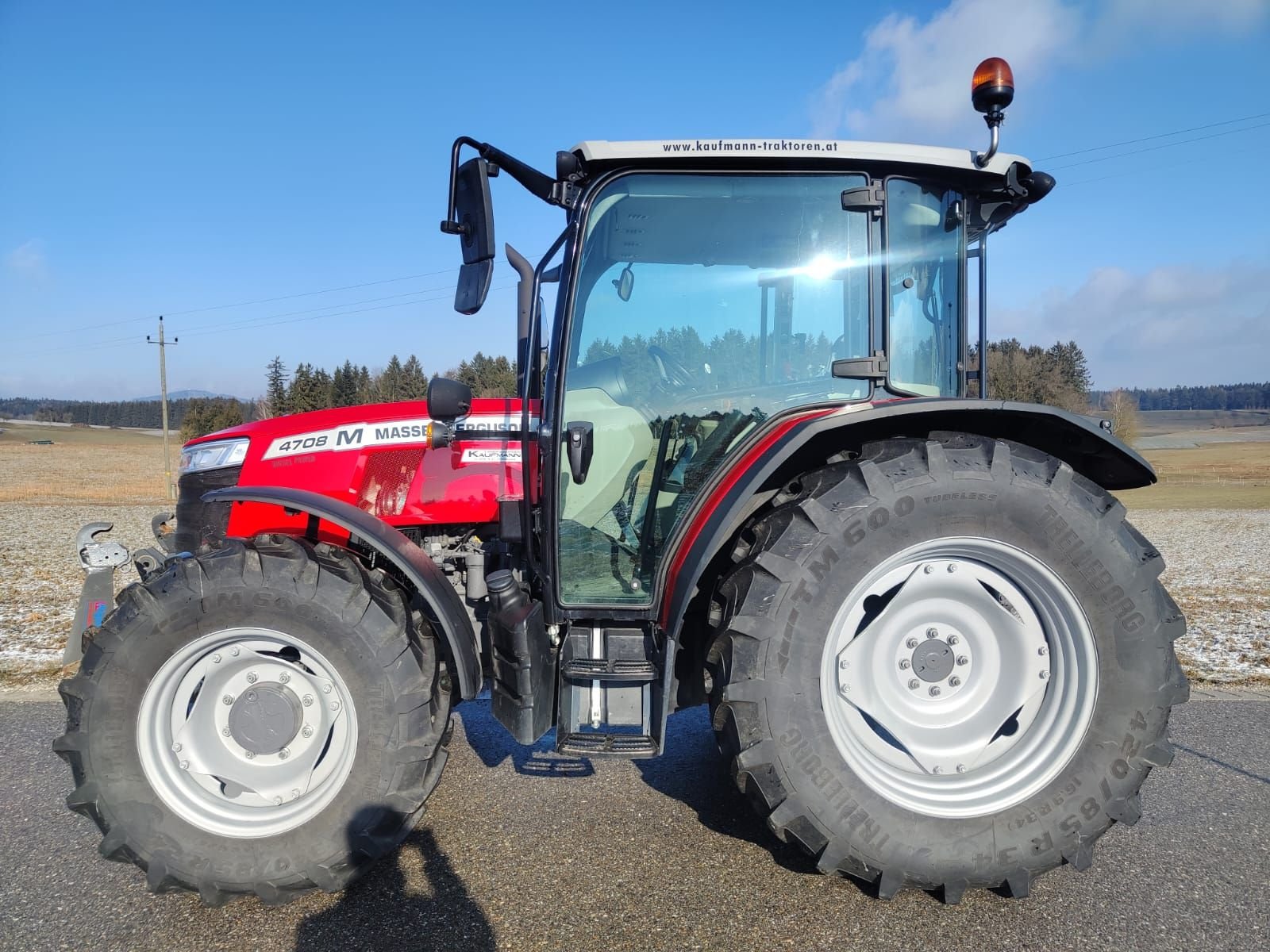 Traktor типа Massey Ferguson MF 4708 M Kabine, Gebrauchtmaschine в NATTERNBACH (Фотография 12)