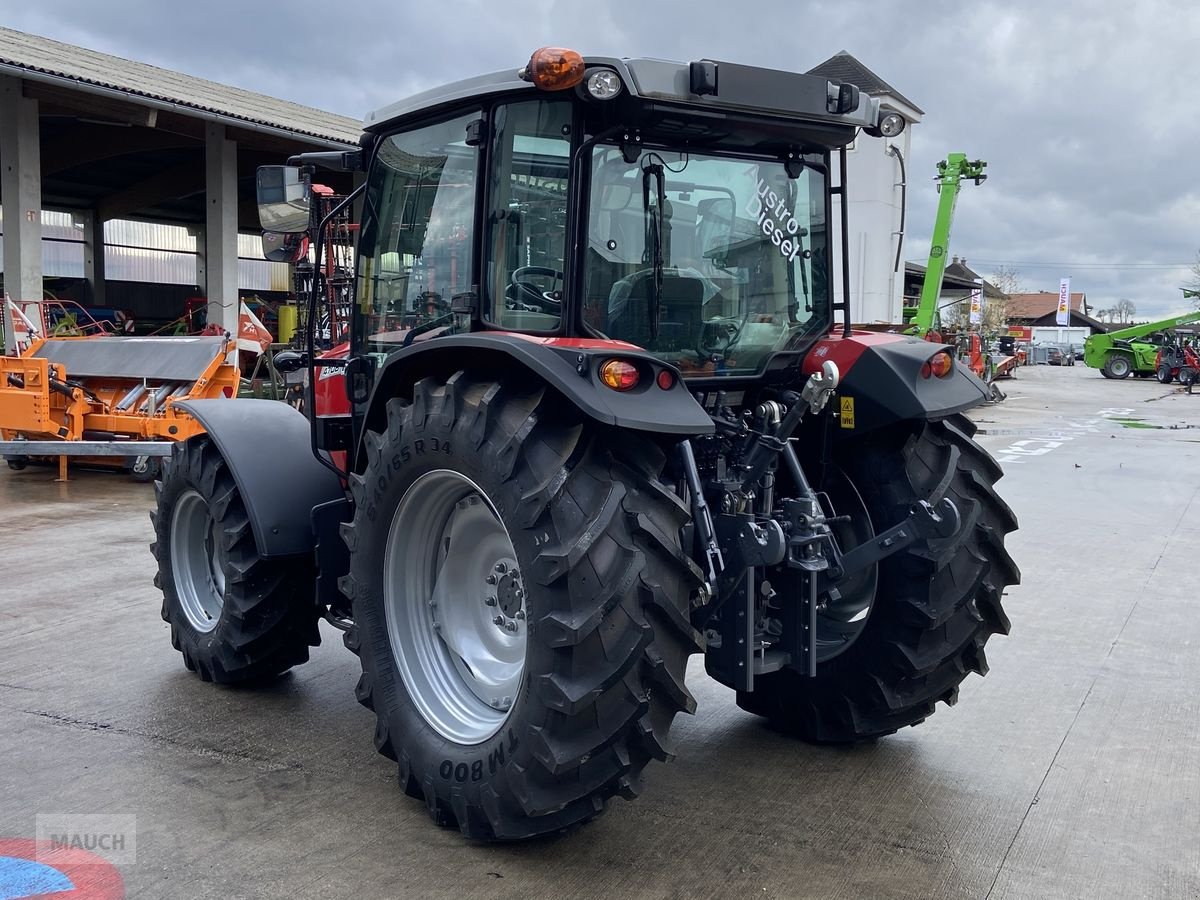 Traktor van het type Massey Ferguson MF 4708 M Kabine, Neumaschine in Burgkirchen (Foto 7)