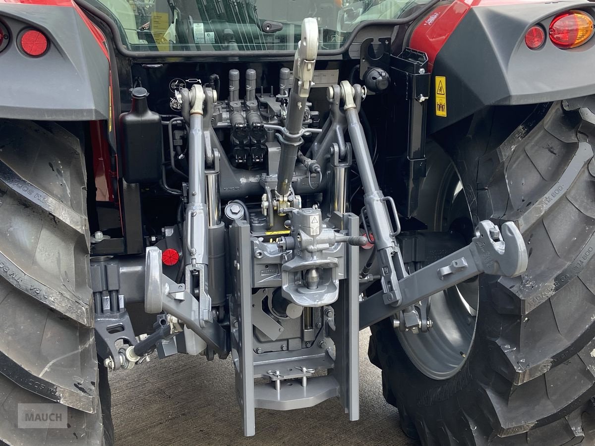 Traktor van het type Massey Ferguson MF 4708 M Kabine, Neumaschine in Burgkirchen (Foto 9)