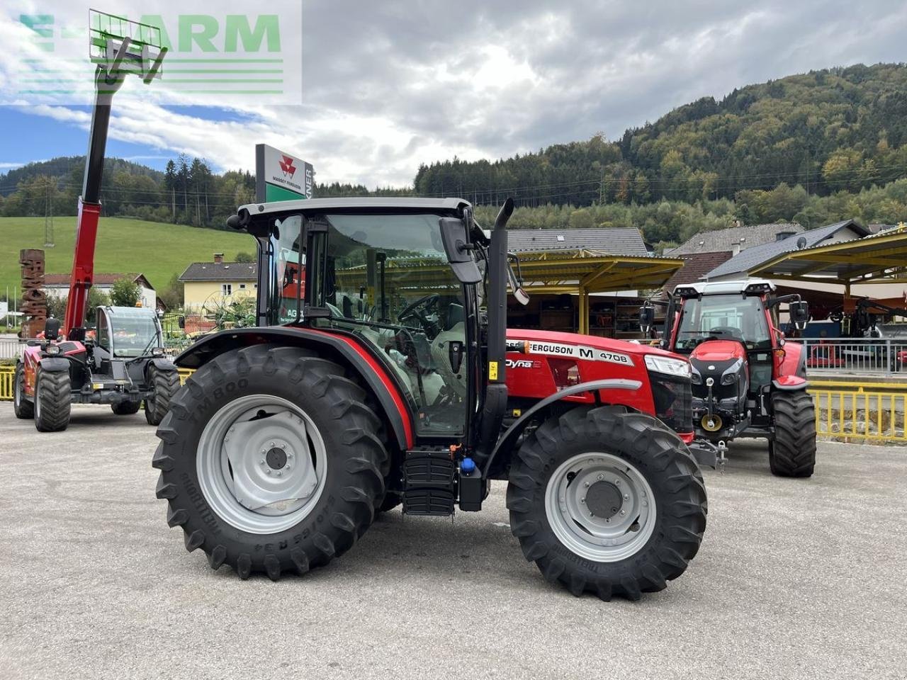 Traktor des Typs Massey Ferguson mf 4708 m, Gebrauchtmaschine in RANDEGG (Bild 9)