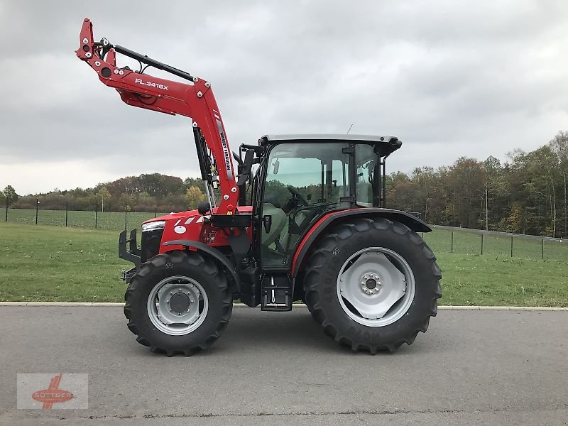 Traktor tip Massey Ferguson MF 4709 M  Dyna-2, Vorführmaschine in Oederan (Poză 1)