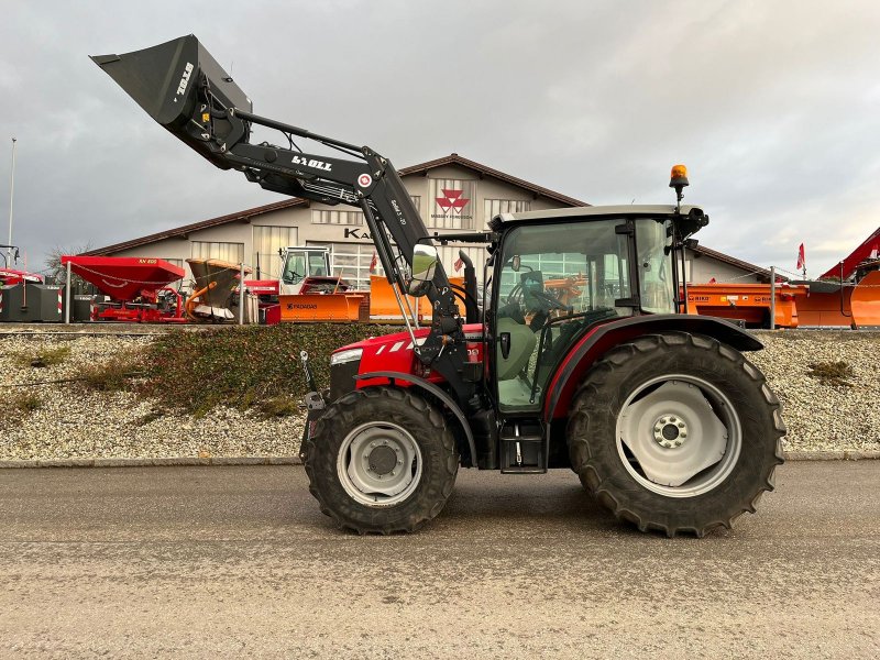 Traktor tipa Massey Ferguson MF 4709 M Kabine, Gebrauchtmaschine u NATTERNBACH