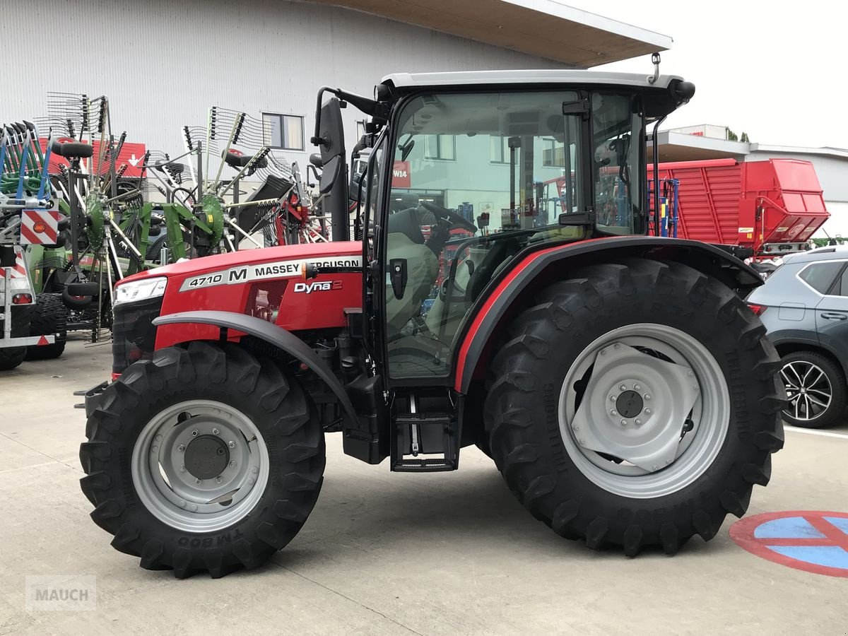 Traktor του τύπου Massey Ferguson MF 4710 M Kabine, Vorführmaschine σε Burgkirchen (Φωτογραφία 5)