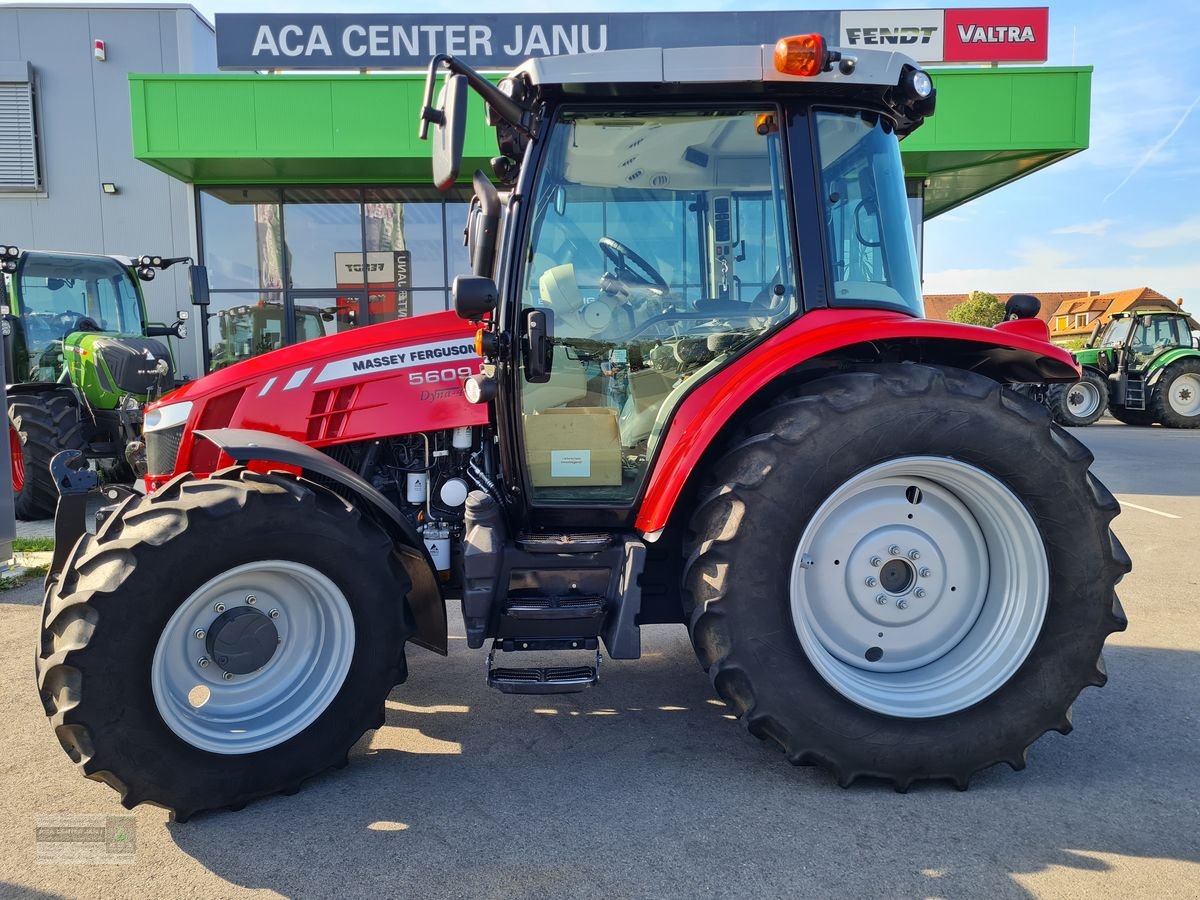 Traktor typu Massey Ferguson MF 5609 Dyna-4 Essential, Gebrauchtmaschine w Gerasdorf (Zdjęcie 3)