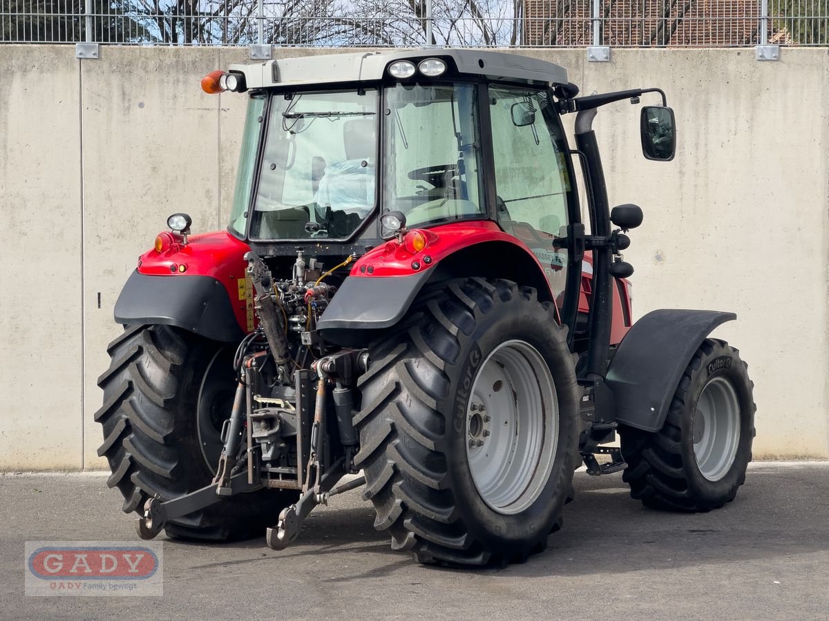 Traktor van het type Massey Ferguson MF 5611 Dyna-6 Efficient, Gebrauchtmaschine in Lebring (Foto 2)