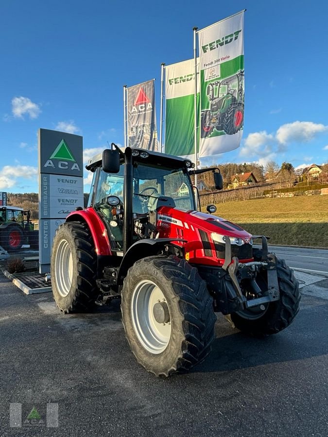 Traktor van het type Massey Ferguson MF 5611 Dyna-6 Essential, Gebrauchtmaschine in Markt Hartmannsdorf (Foto 1)