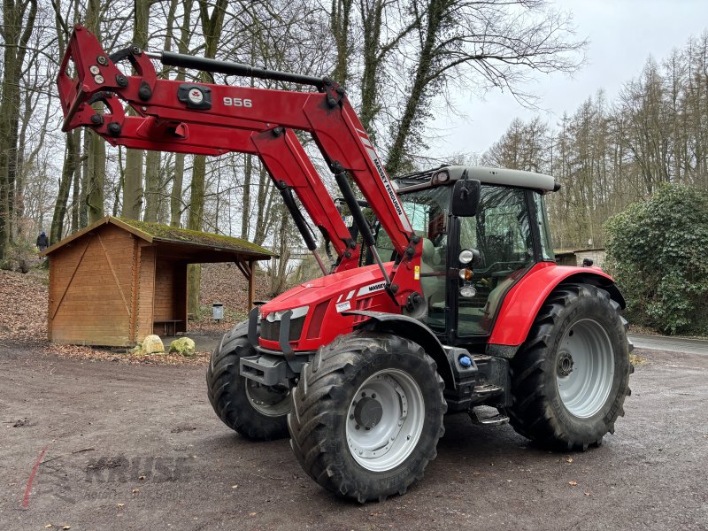 Traktor of the type Massey Ferguson MF 5613 Dyna-4, Gebrauchtmaschine in Fürstenau (Picture 1)