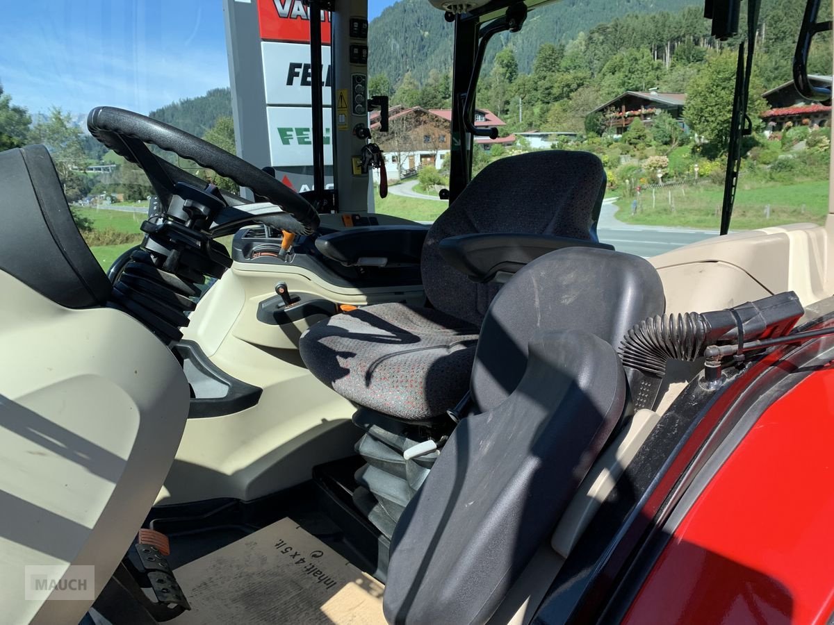 Traktor of the type Massey Ferguson MF 5708 Dyna-4, Gebrauchtmaschine in Eben (Picture 10)