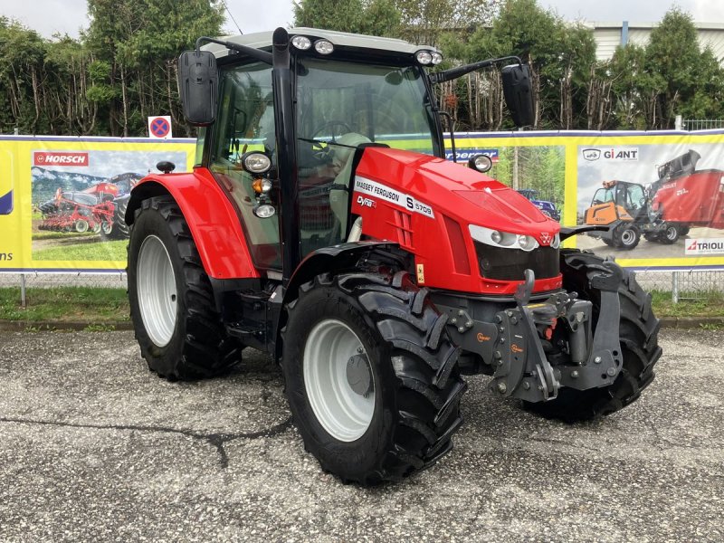 Traktor типа Massey Ferguson MF 5709 Dyna-4, Gebrauchtmaschine в Villach