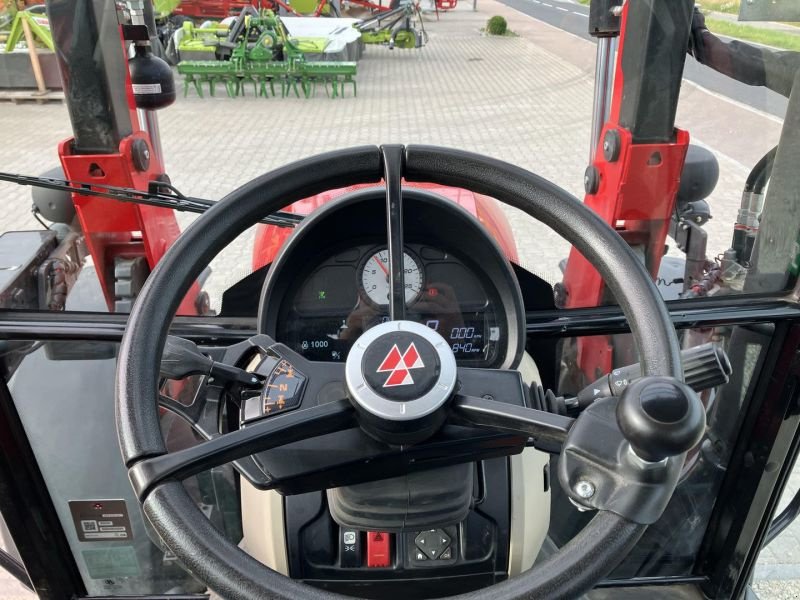 Traktor des Typs Massey Ferguson MF 5709 mit Quicke X5S FL, Gebrauchtmaschine in Birgland (Bild 28)