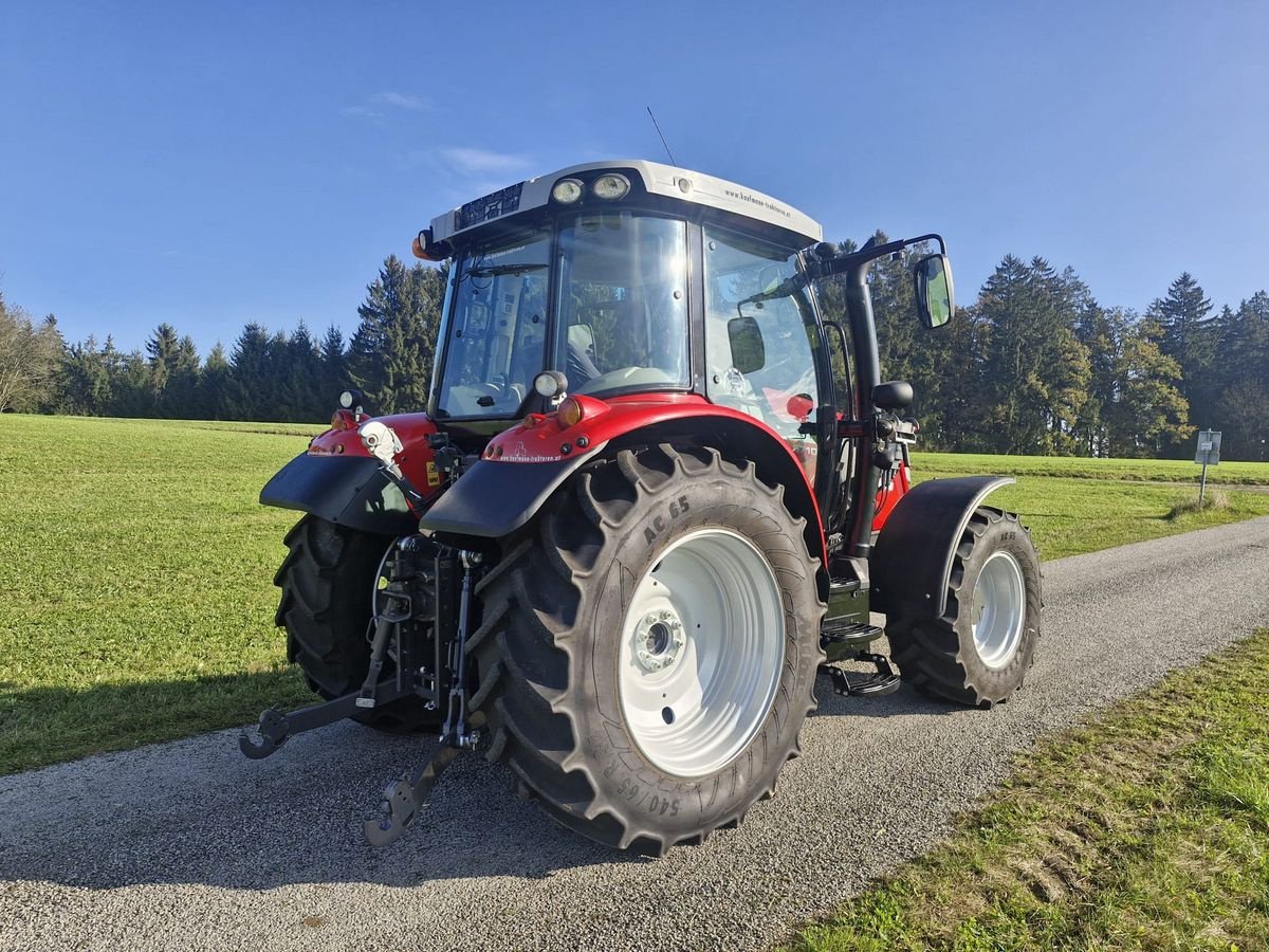 Traktor of the type Massey Ferguson MF 5710 SL Dyna-4 Essential, Gebrauchtmaschine in NATTERNBACH (Picture 10)