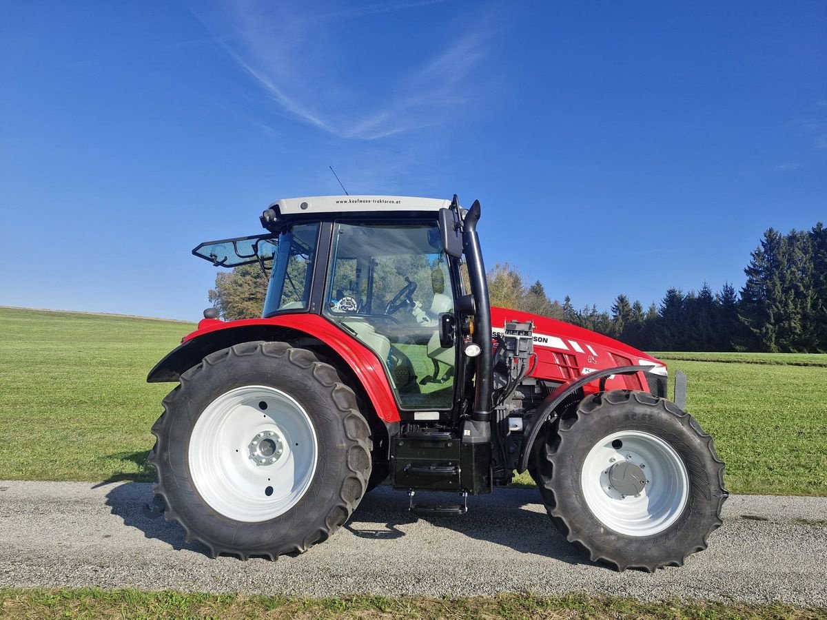 Traktor van het type Massey Ferguson MF 5710 SL Dyna-4 Essential, Gebrauchtmaschine in NATTERNBACH (Foto 9)