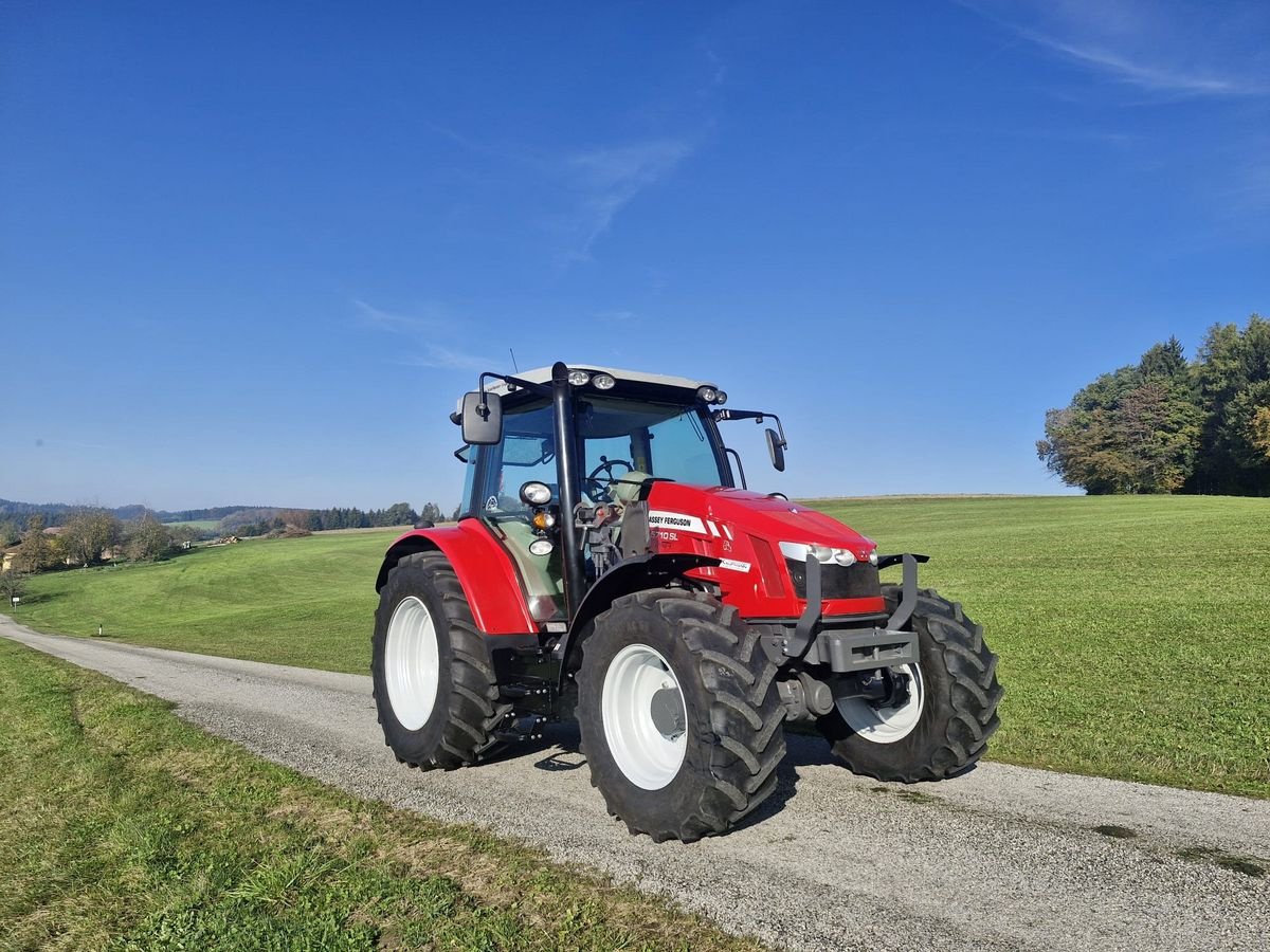 Traktor van het type Massey Ferguson MF 5710 SL Dyna-4 Essential, Gebrauchtmaschine in NATTERNBACH (Foto 13)