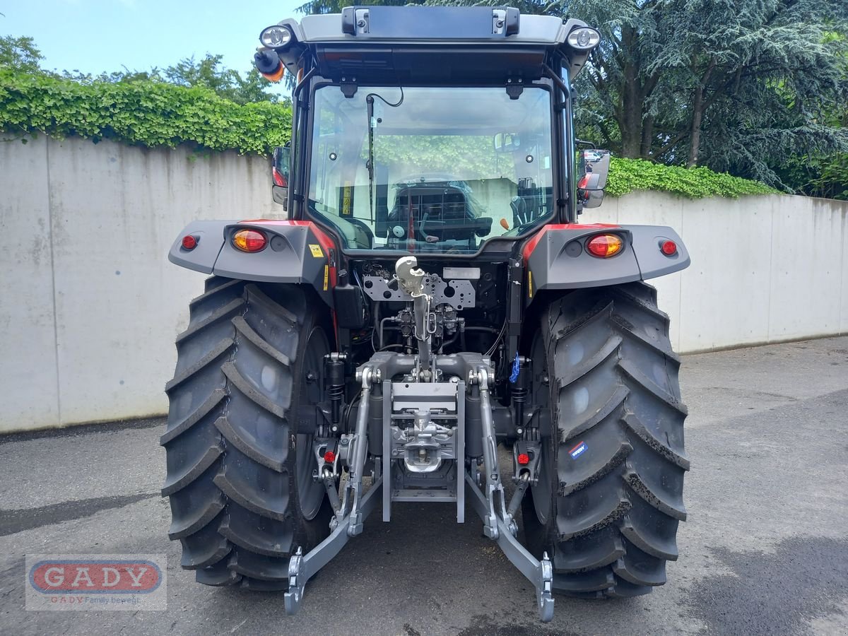 Traktor Türe ait Massey Ferguson MF 5711 M, Neumaschine içinde Lebring (resim 4)