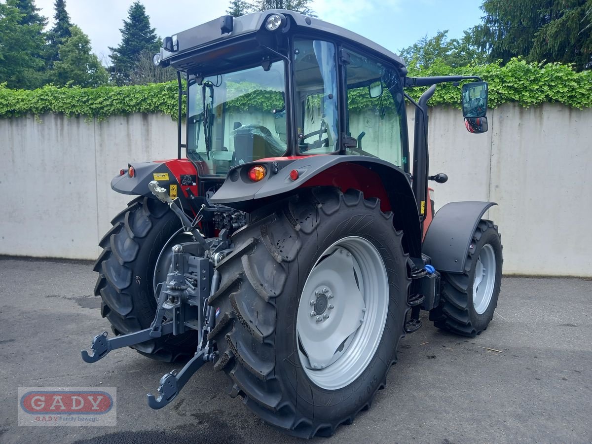 Traktor Türe ait Massey Ferguson MF 5711 M, Neumaschine içinde Lebring (resim 2)