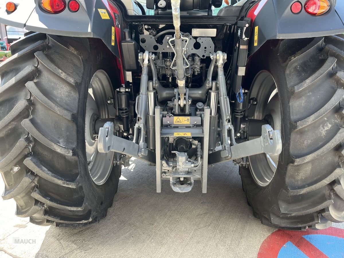 Traktor typu Massey Ferguson MF 5711, Neumaschine v Burgkirchen (Obrázek 9)