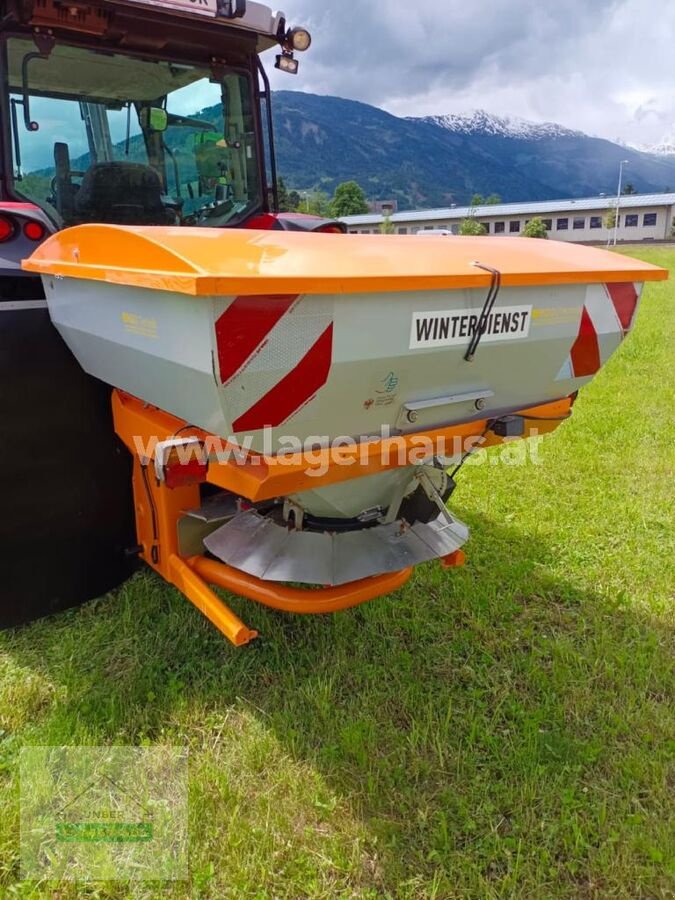 Traktor Türe ait Massey Ferguson MF 5711, Gebrauchtmaschine içinde Lienz (resim 16)