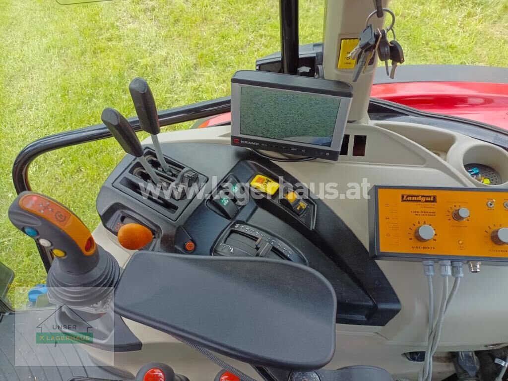 Traktor Türe ait Massey Ferguson MF 5711, Gebrauchtmaschine içinde Lienz (resim 7)