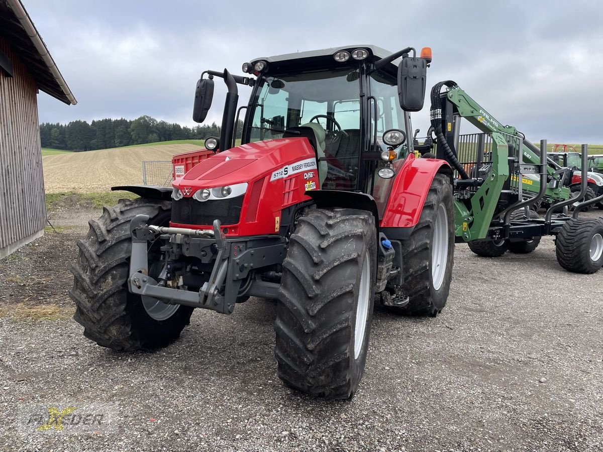 Traktor des Typs Massey Ferguson MF 5712 S Essential, Gebrauchtmaschine in Pattigham (Bild 1)