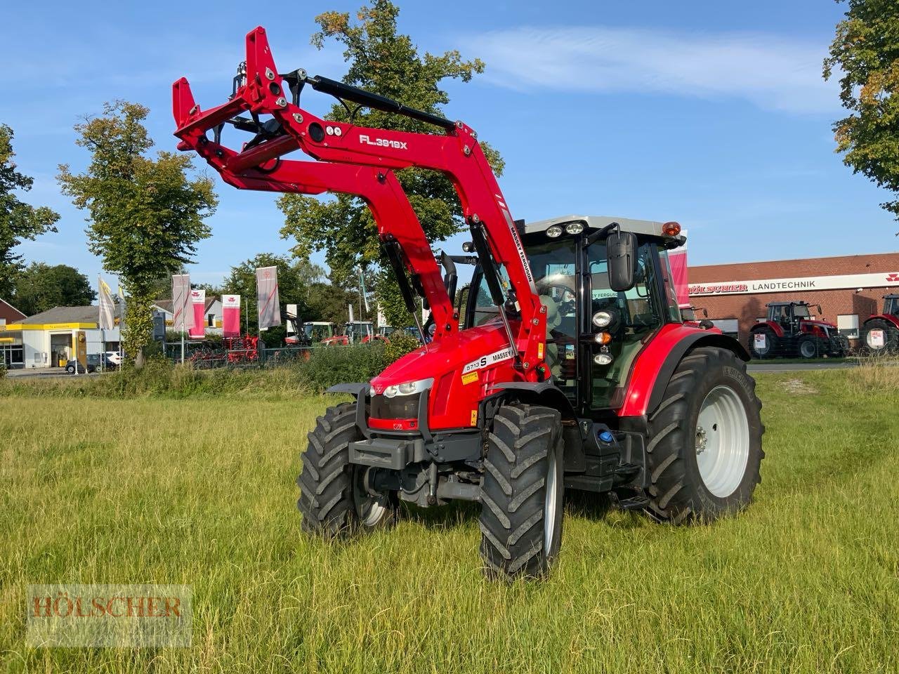 Traktor du type Massey Ferguson MF 5713 S D6 Efficient, Gebrauchtmaschine en Warendorf (Photo 1)