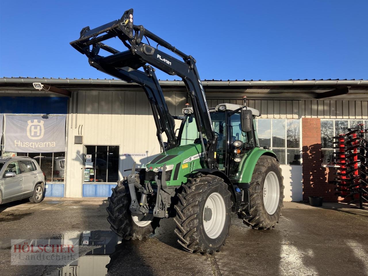 Traktor типа Massey Ferguson MF 5713 S D6 Efficient, Gebrauchtmaschine в Warendorf (Фотография 4)