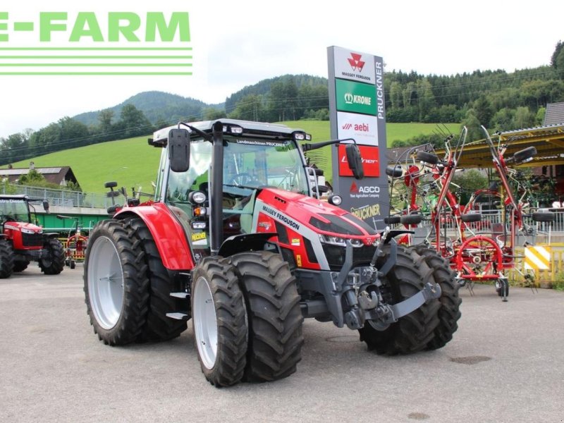 Traktor типа Massey Ferguson mf 5s.105 dyna-4 efficient Efficient, Gebrauchtmaschine в RANDEGG (Фотография 1)