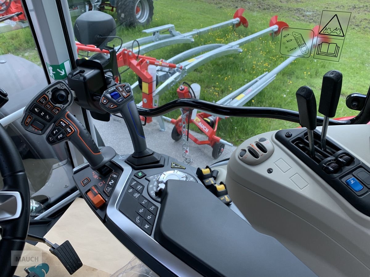 Traktor a típus Massey Ferguson MF 5S.105 Dyna-4 Efficient, Neumaschine ekkor: Eben (Kép 11)